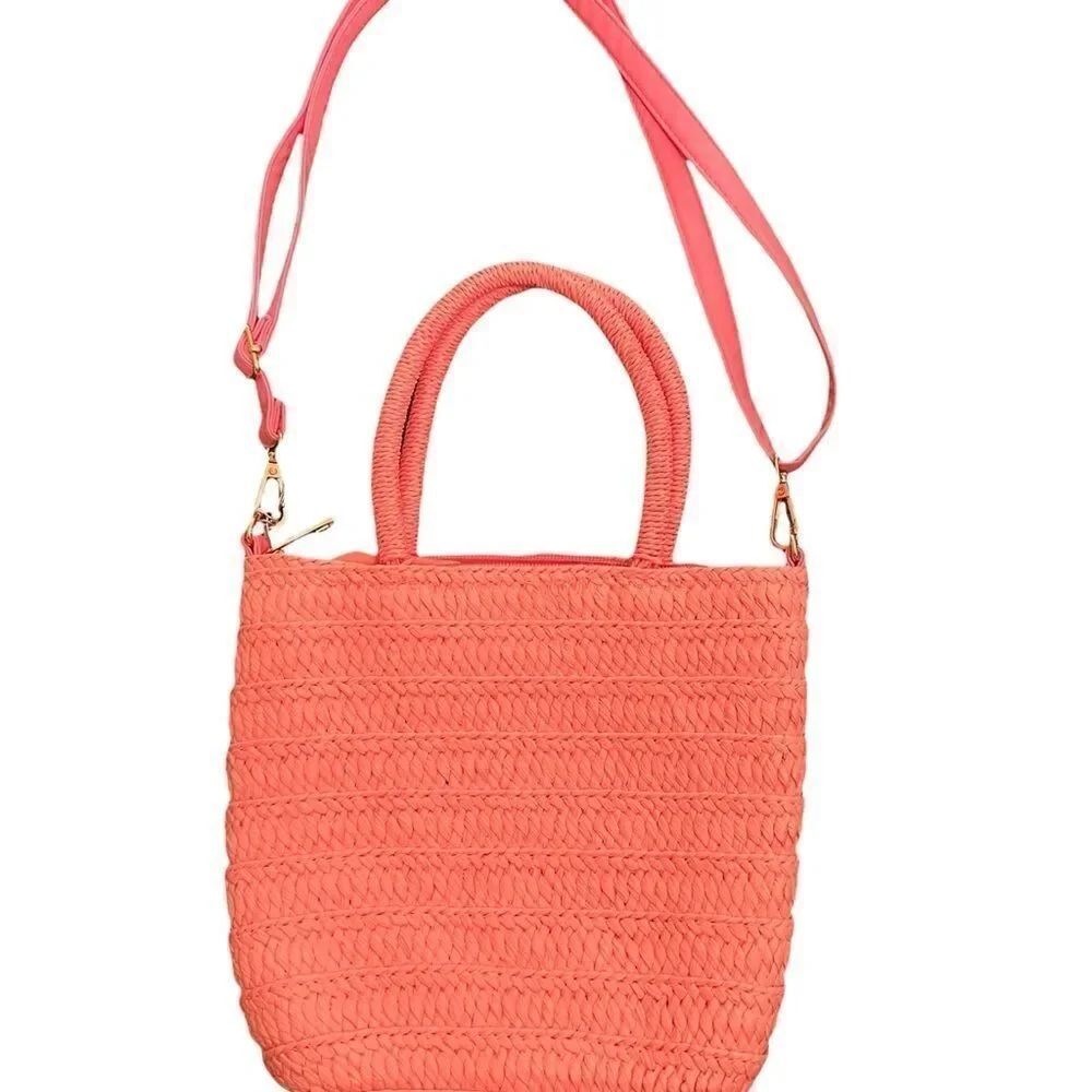 Crossi NWT pink woven straw handbag with handles and removable crossbody strap